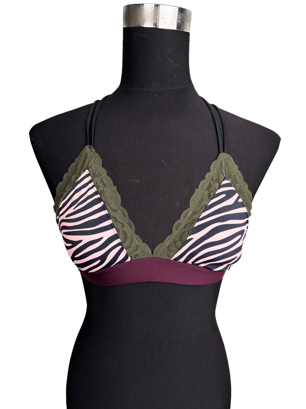 Victoria's Secret Laurel & Love Women's Sz: S Lace Strappy Back Bra Zebra print